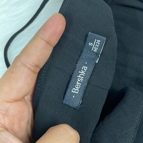 Beautiful bershka dress - Picture 8 of 9